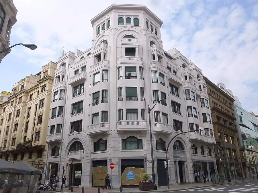 Edificios de la Alameda de Recalde en Bilbao, calle donde se encuentra la sede de Logística Bertako